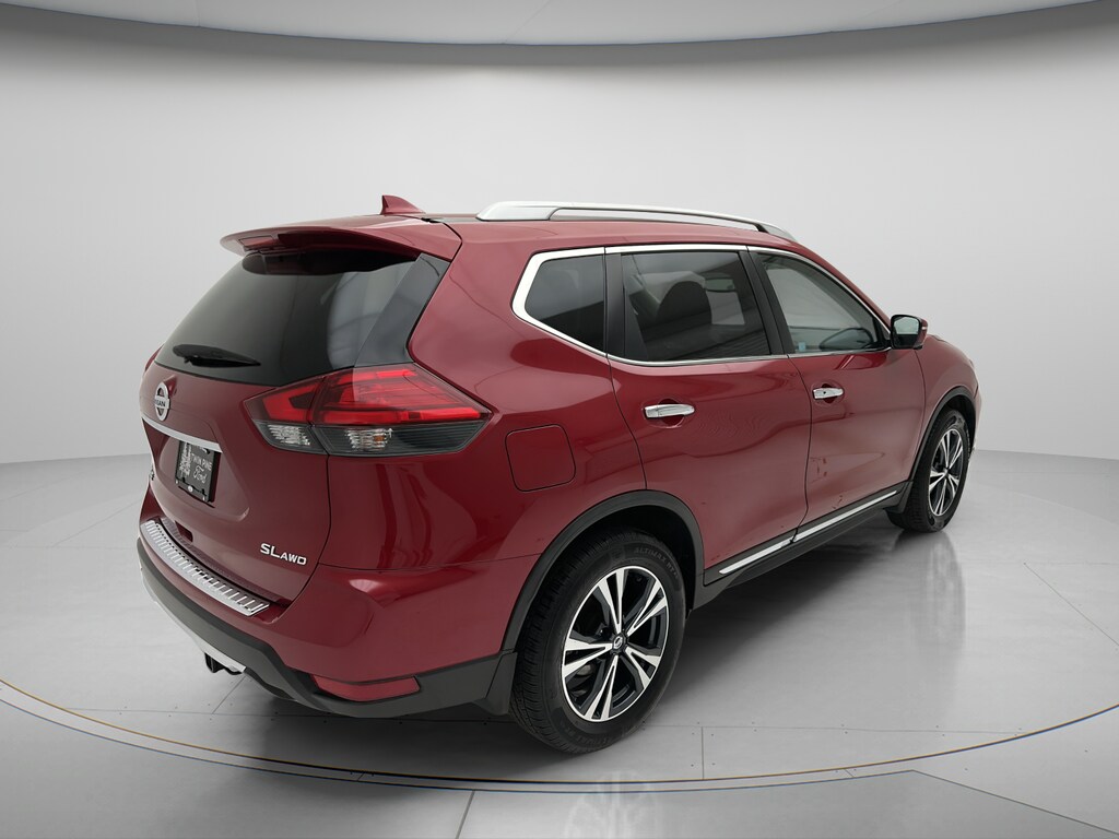 Used 2017 Nissan Rogue SL SUV