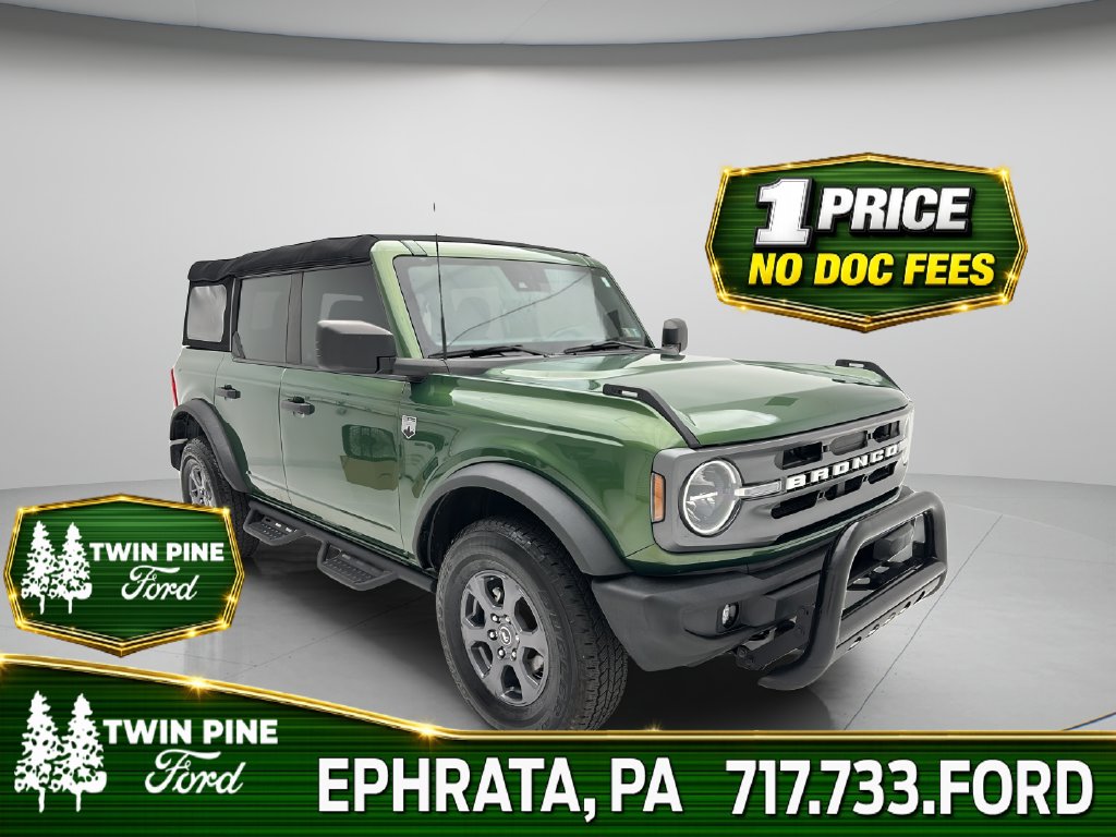 2023 Ford Bronco SUV 