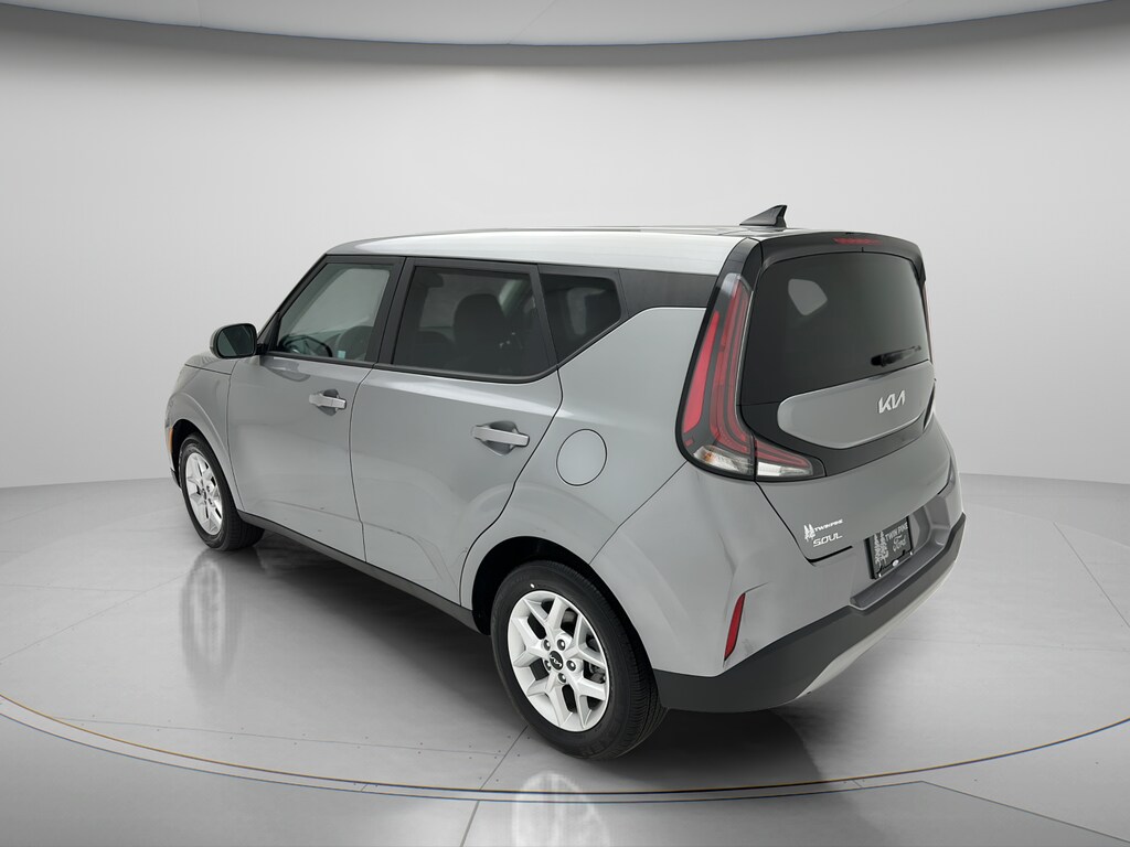 Used 2025 Kia Soul LX Hatchback