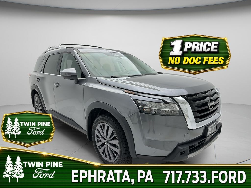 Used 2023 Nissan Pathfinder SL SUV