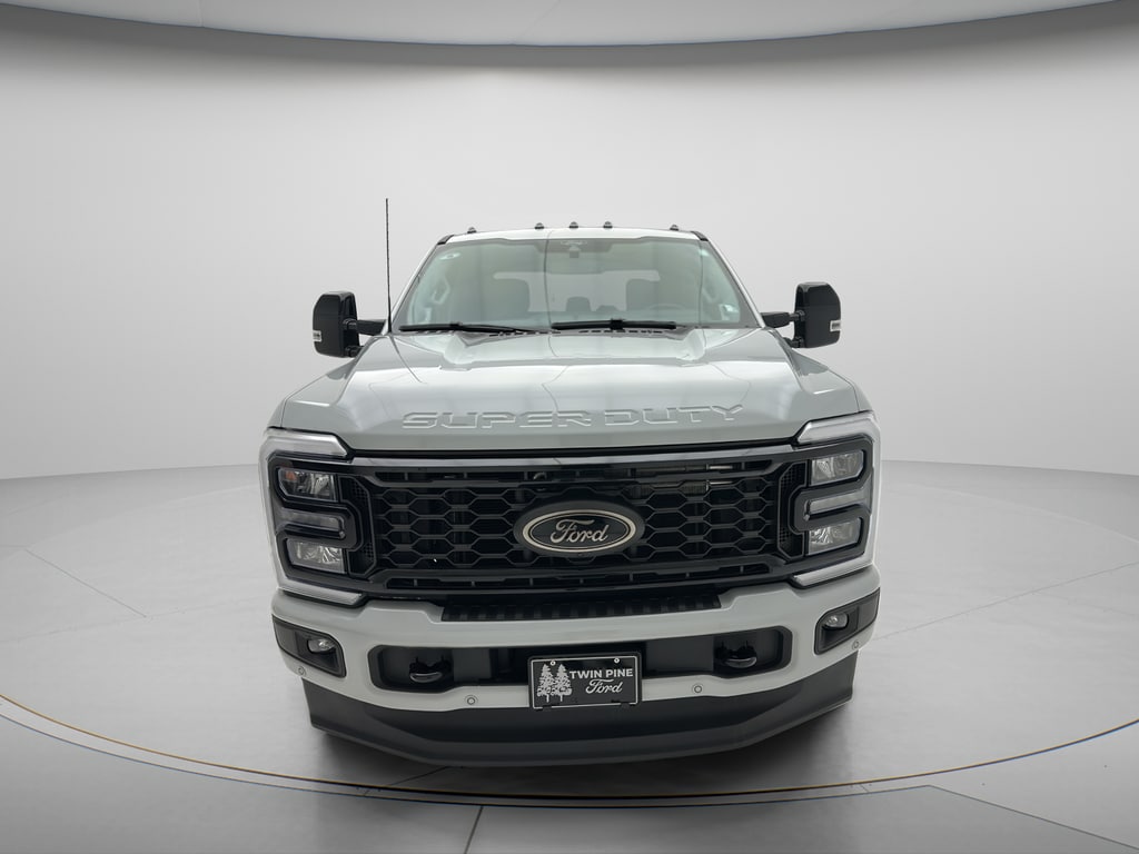 Used 2025 Ford F-250SD Lariat Truck