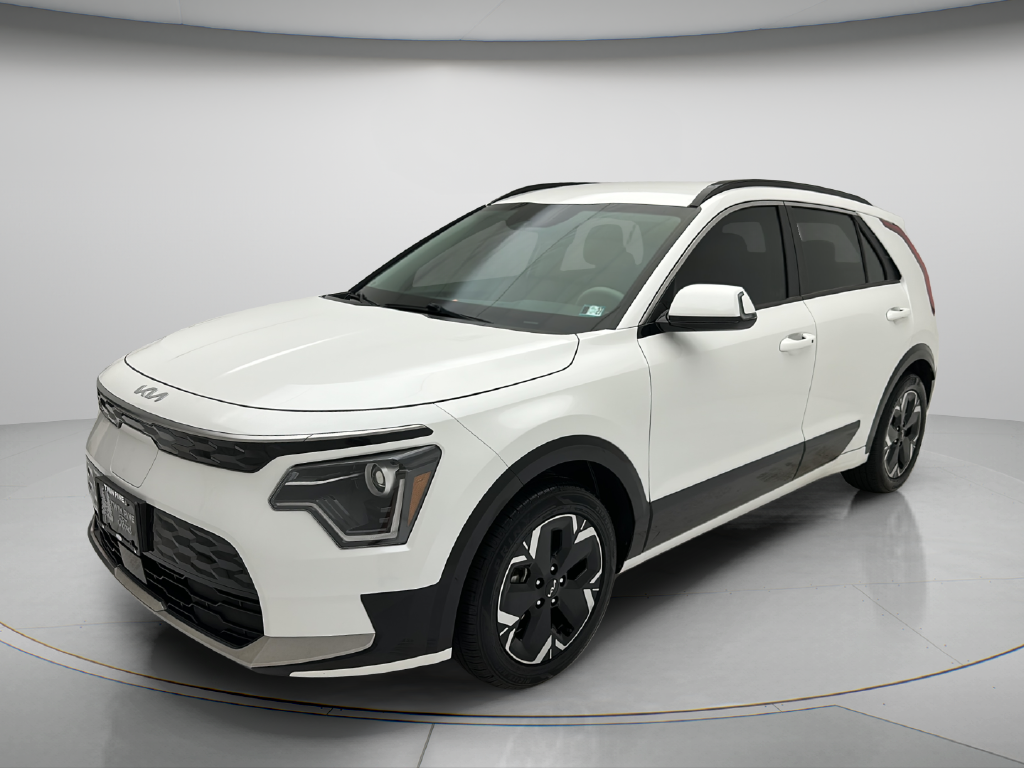 Used 2023 Kia Niro EV Wind SUV