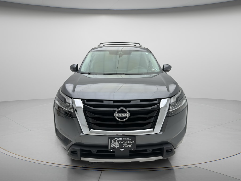 Used 2023 Nissan Pathfinder SL SUV