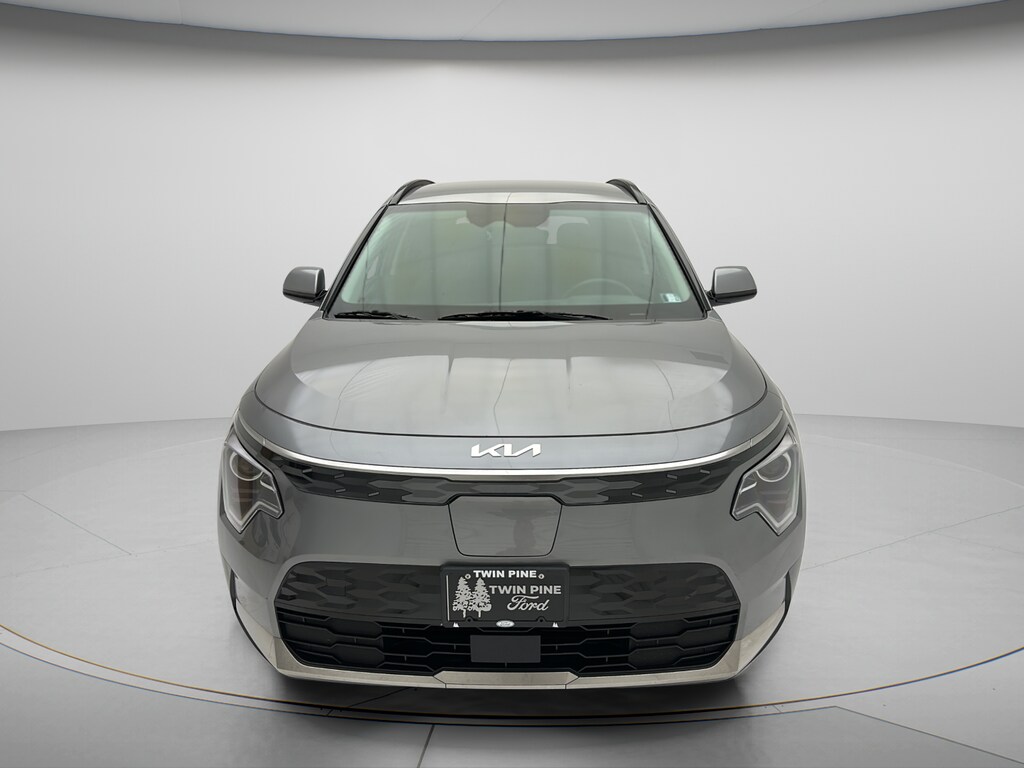 Used 2024 Kia Niro EV Wind SUV