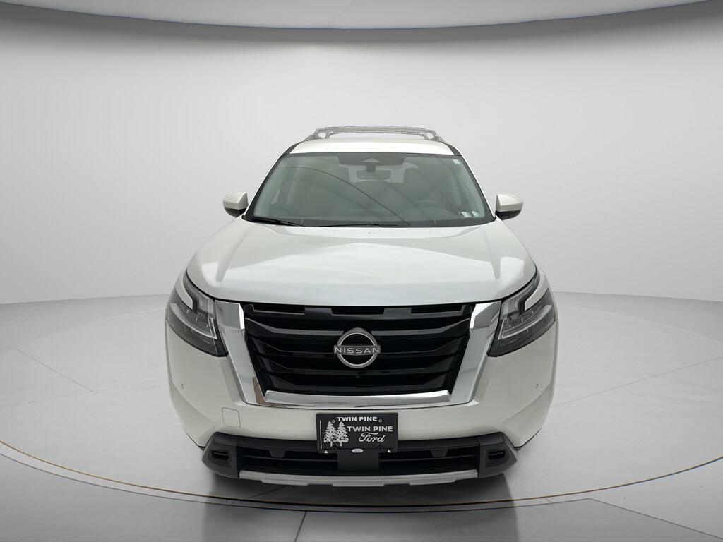 Used 2023 Nissan Pathfinder SL SUV
