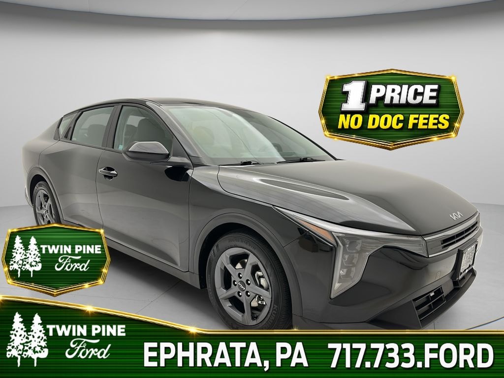 Used 2025 Kia K4 LXS Sedan