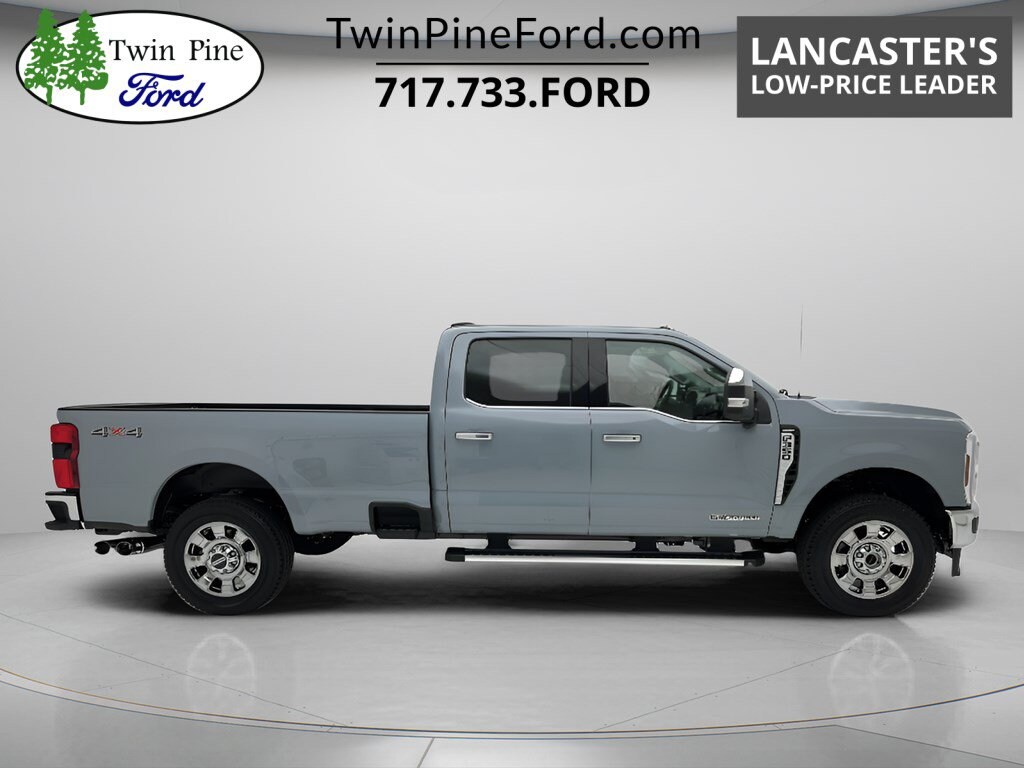 New 2026 Ford F-350SD Lariat Truck