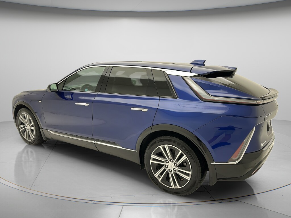 Used 2024 Cadillac Lyriq Luxury SUV