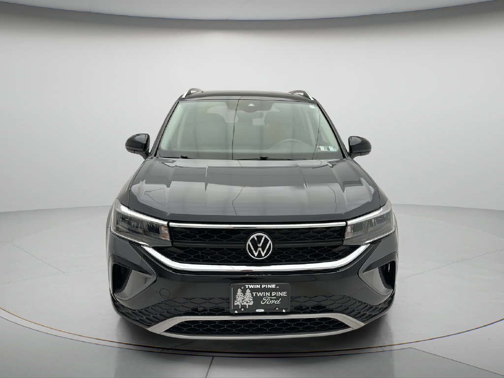 Used 2024 Volkswagen Taos 1.5T SE SUV