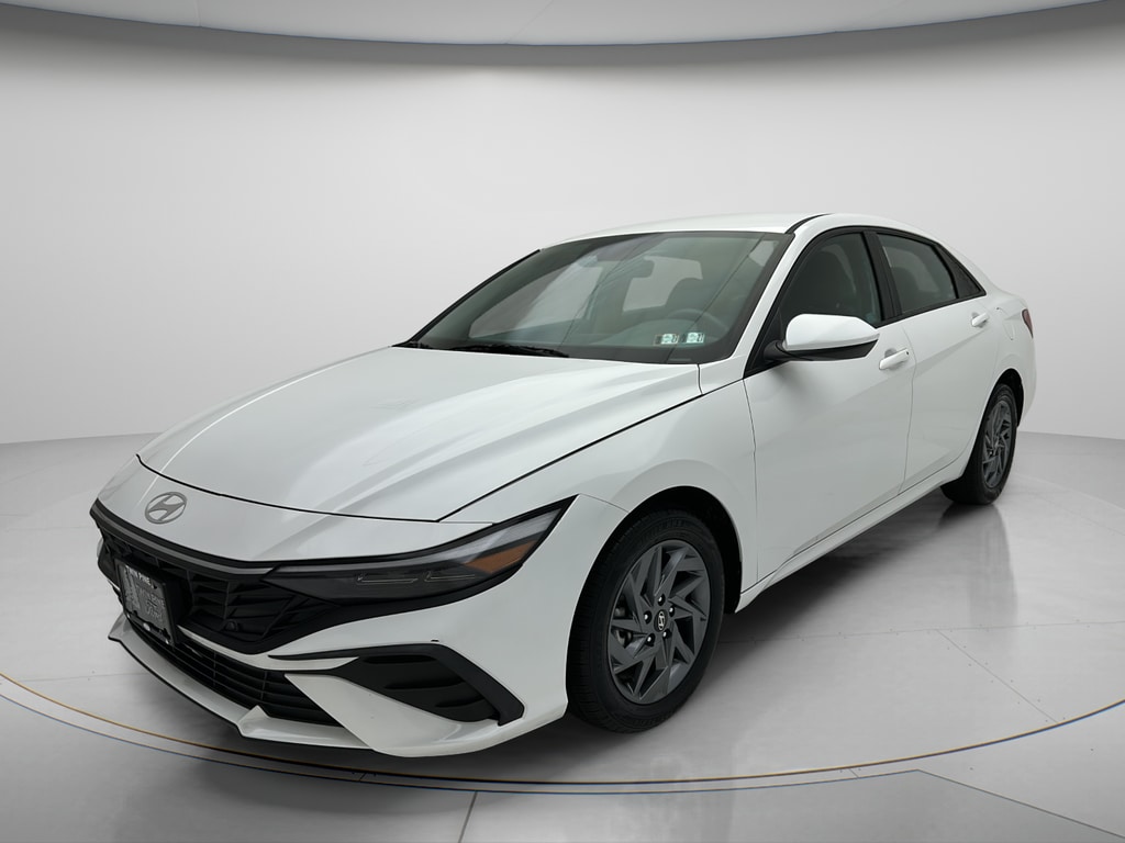 Used 2024 Hyundai Elantra SEL Sedan
