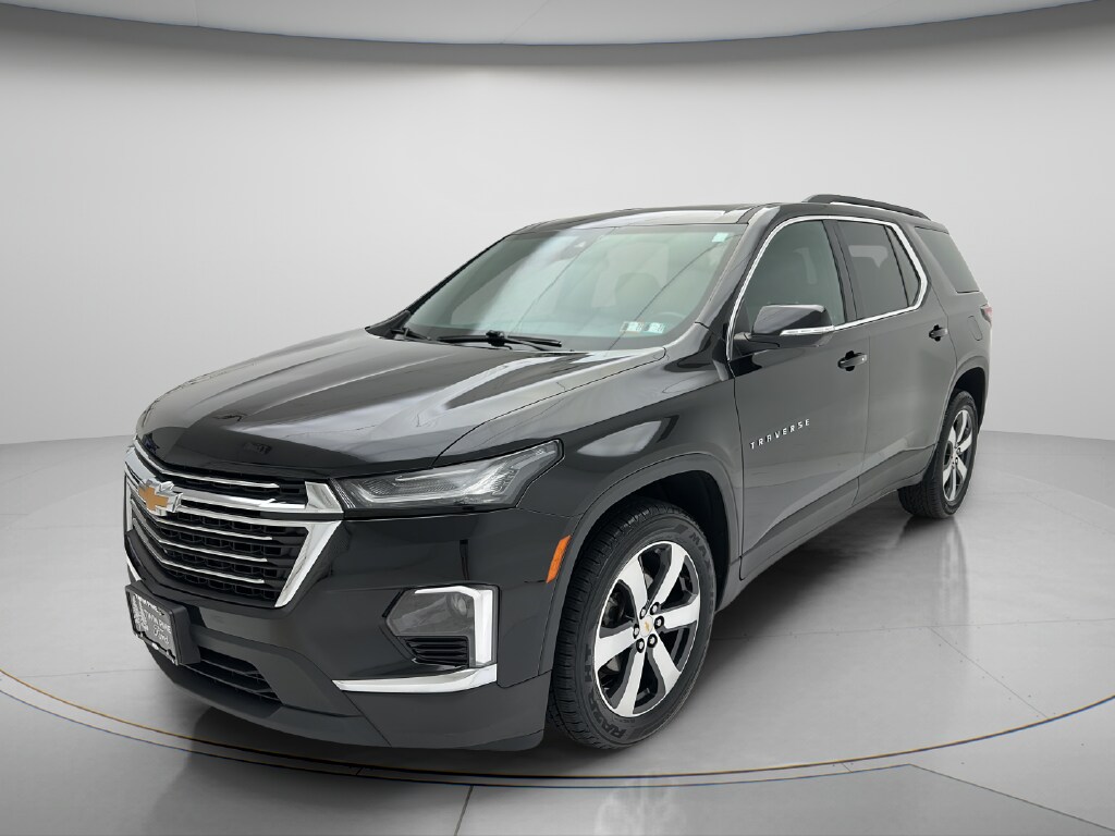 Used 2023 Chevrolet Traverse LT Leather SUV