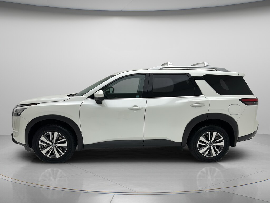 Used 2023 Nissan Pathfinder SL SUV