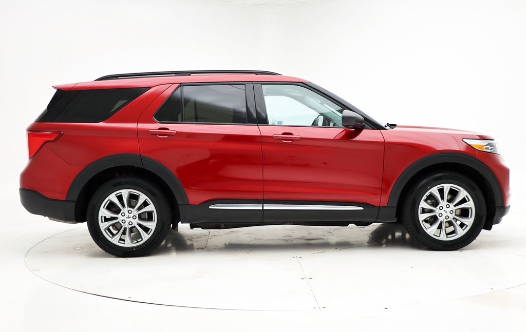 Used 2024 Ford Explorer XLT SUV