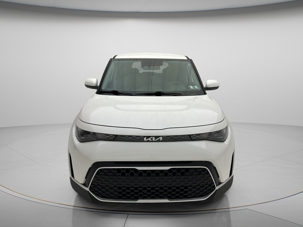 Used 2025 Kia Soul LX Hatchback
