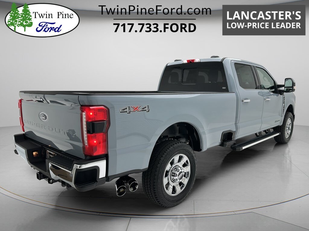 New 2026 Ford F-350SD Lariat Truck