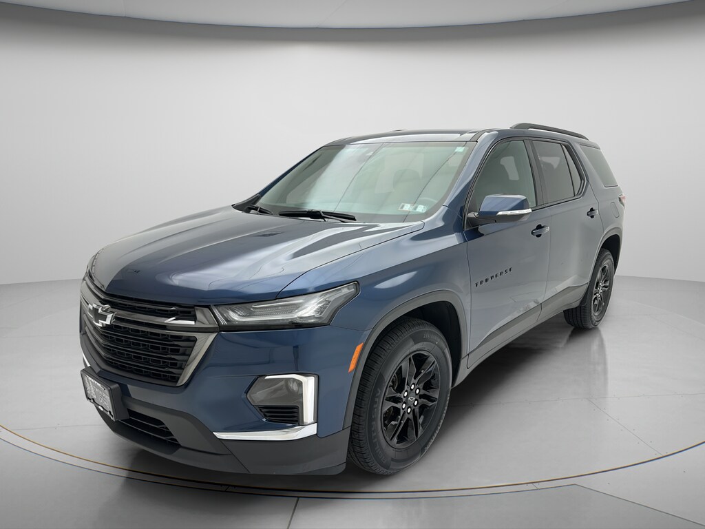 Used 2023 Chevrolet Traverse LT SUV