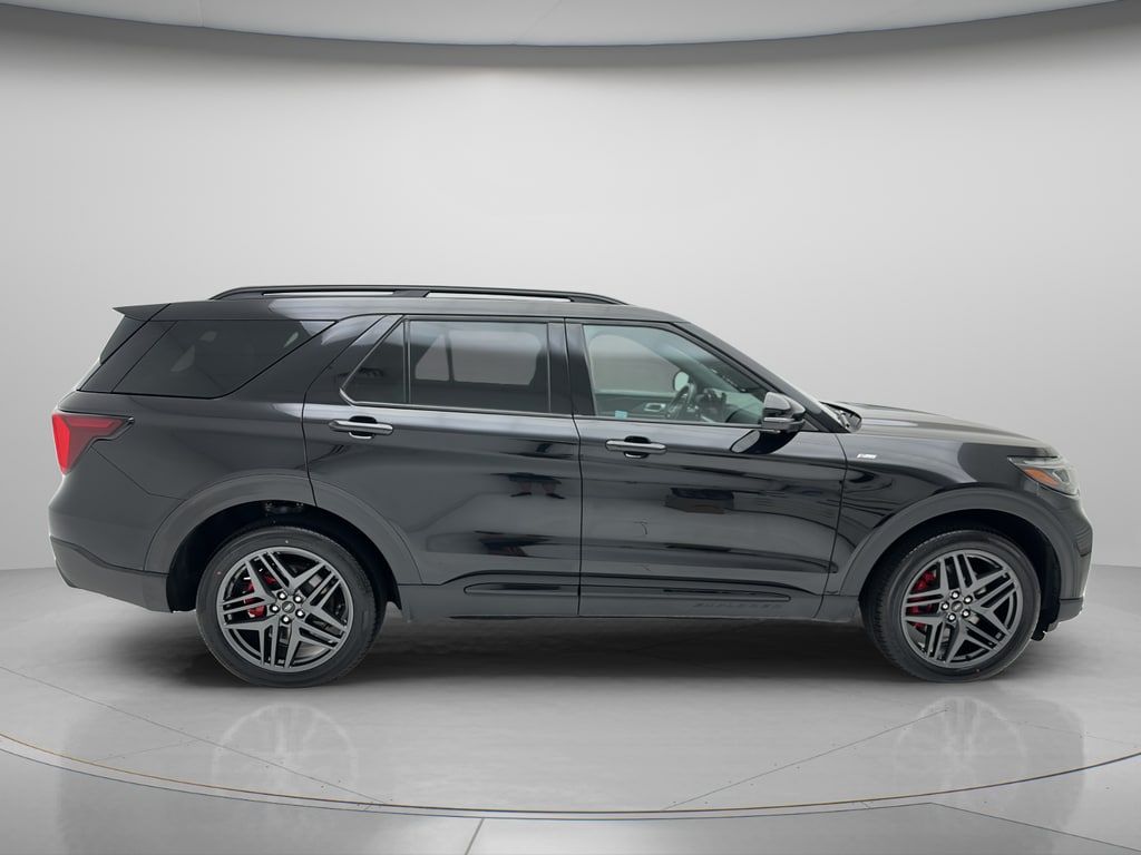 Used 2025 Ford Explorer ST-Line SUV