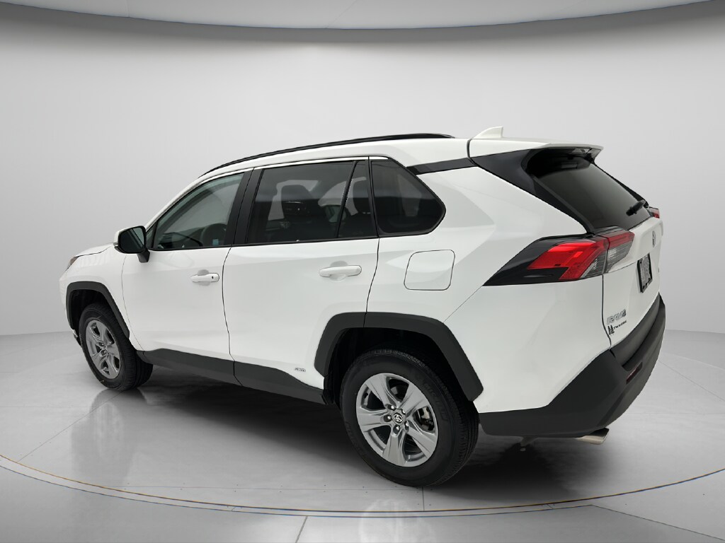 Used 2025 Toyota RAV4 Hybrid XLE SUV