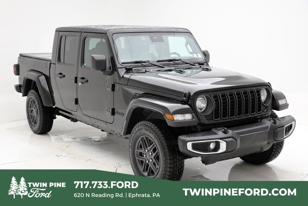 Used 2024 Jeep Gladiator Sport S Truck