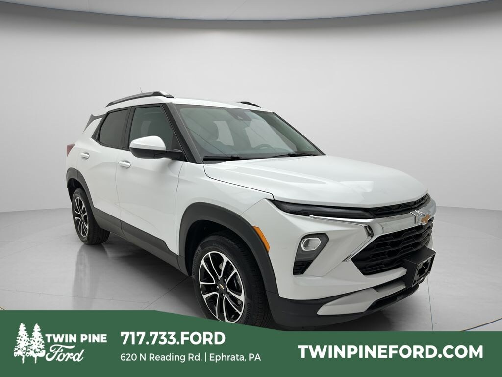 Used 2025 Chevrolet Trailblazer LT SUV