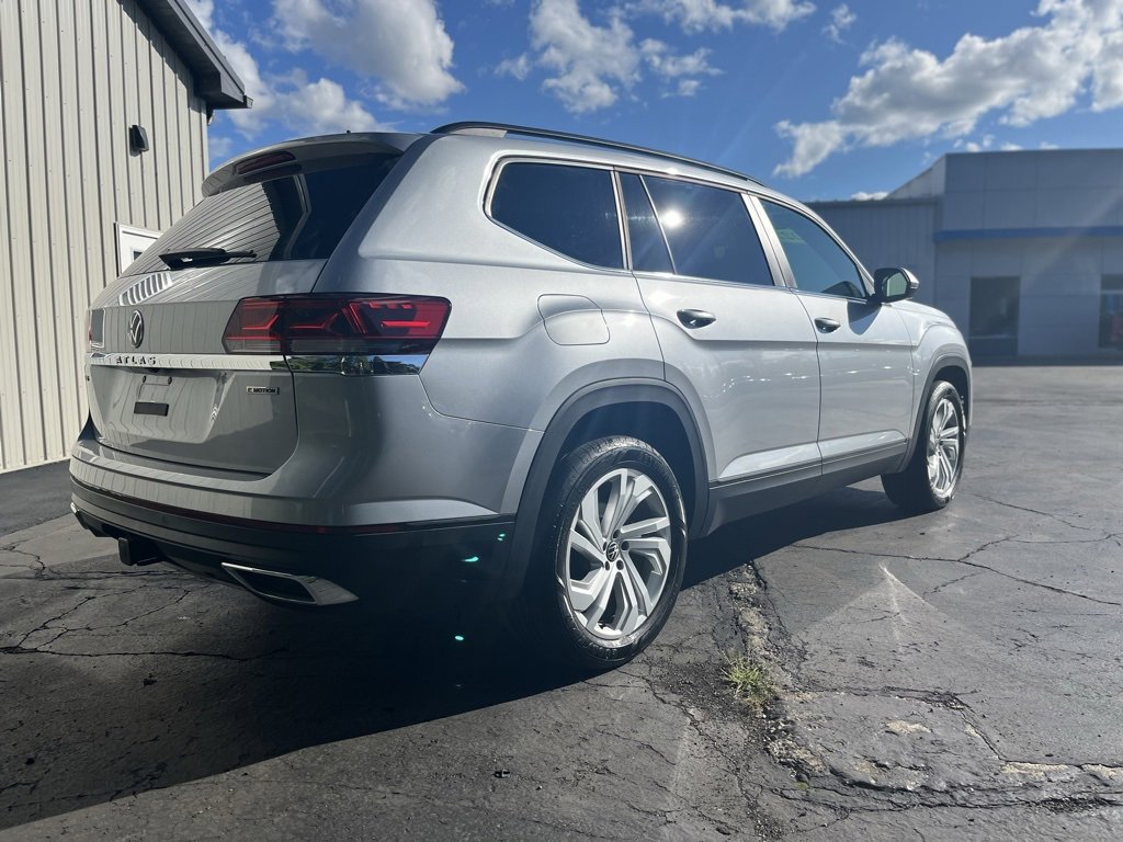 2022 Volkswagen Atlas V6 SE Technology photo 2