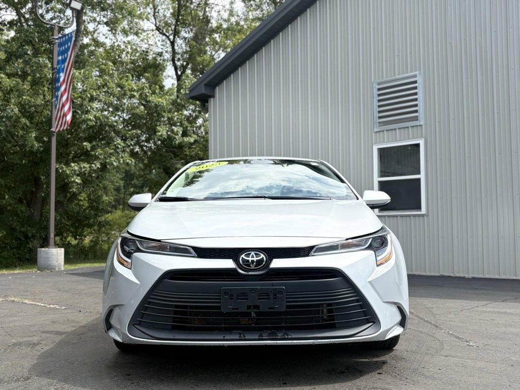 Used 2023 Toyota Corolla LE with VIN 5YFB4MDEXPP051676 for sale in Northfield, Minnesota