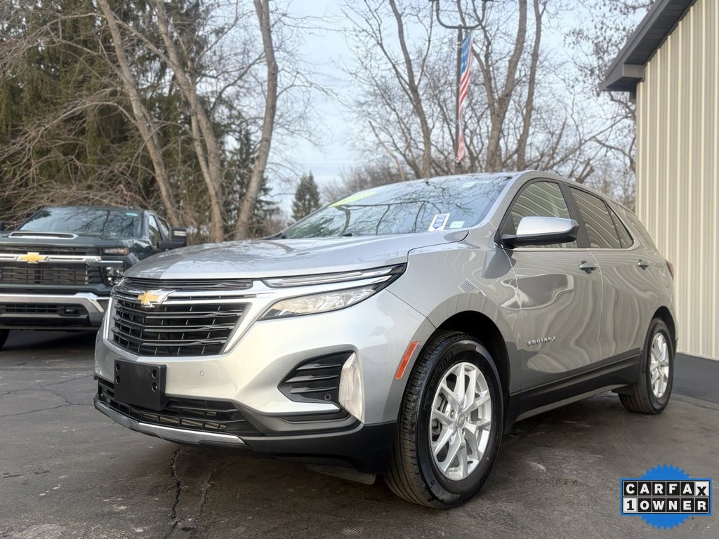 2023 Chevrolet Equinox LT photo 3
