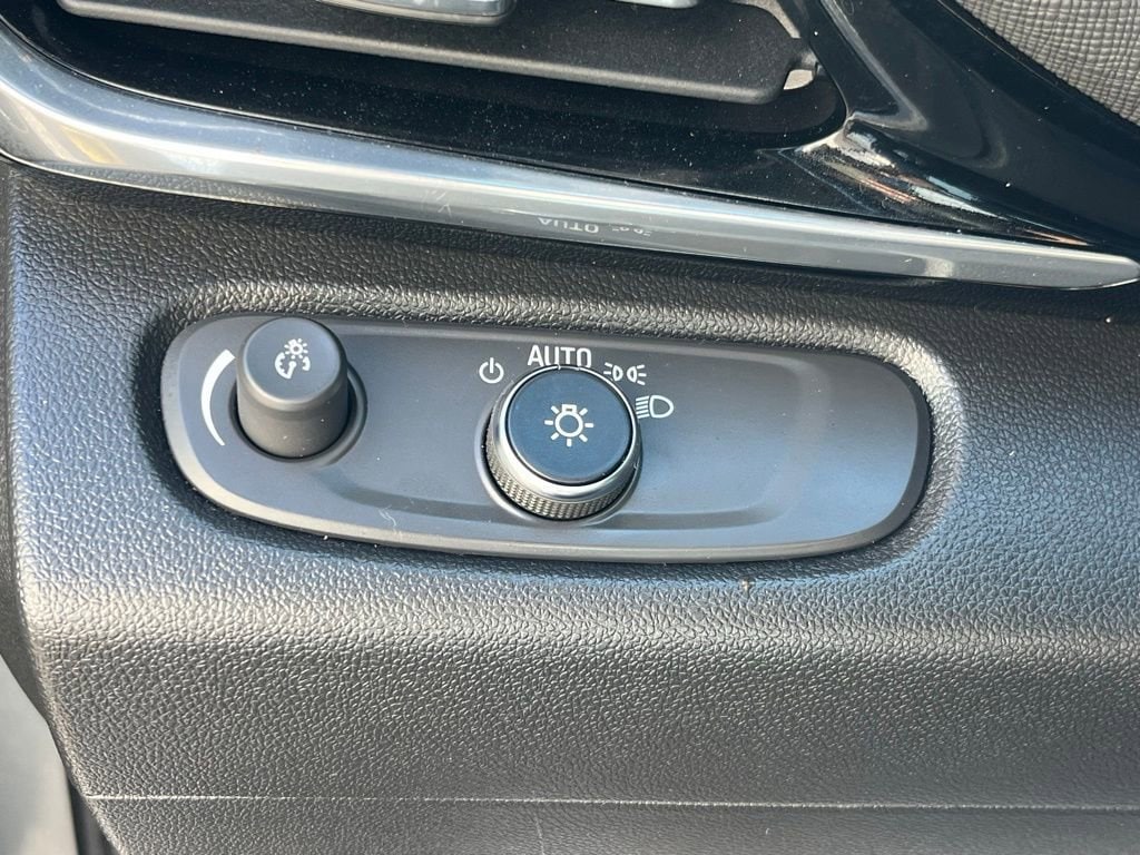 2024 Buick Envista Sport Touring - Photo 18
