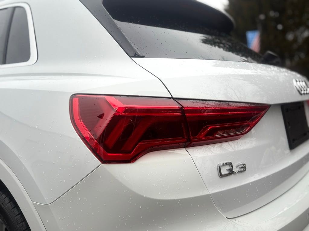 2025 Audi Q3 S Line Premium - Photo 11