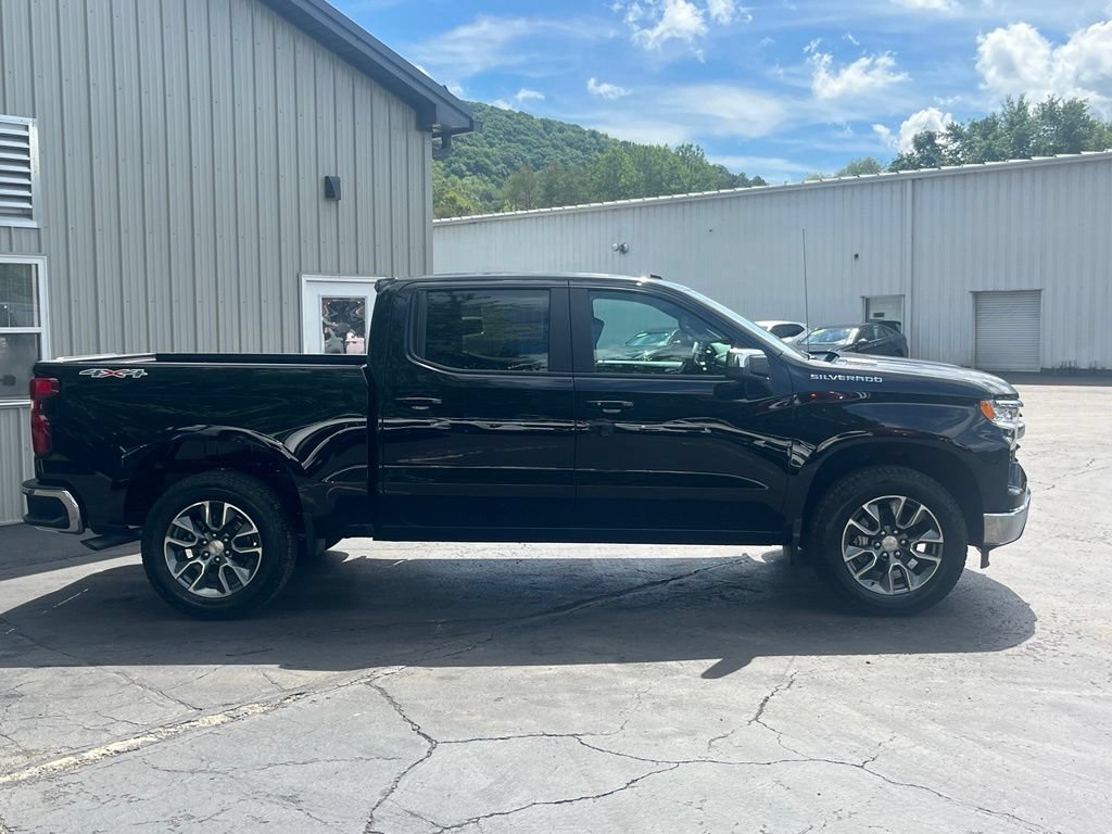 2026 Chevrolet Silverado 1500 LT - Photo 10