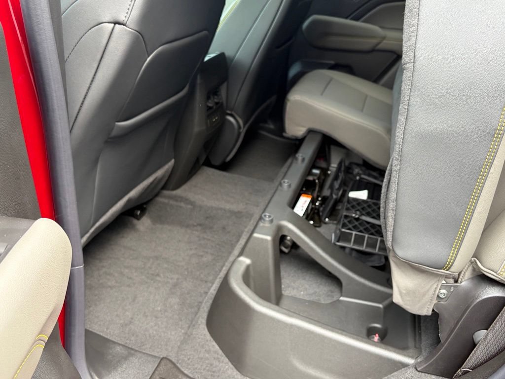 2026 Chevrolet Colorado ZR2 - Photo 30