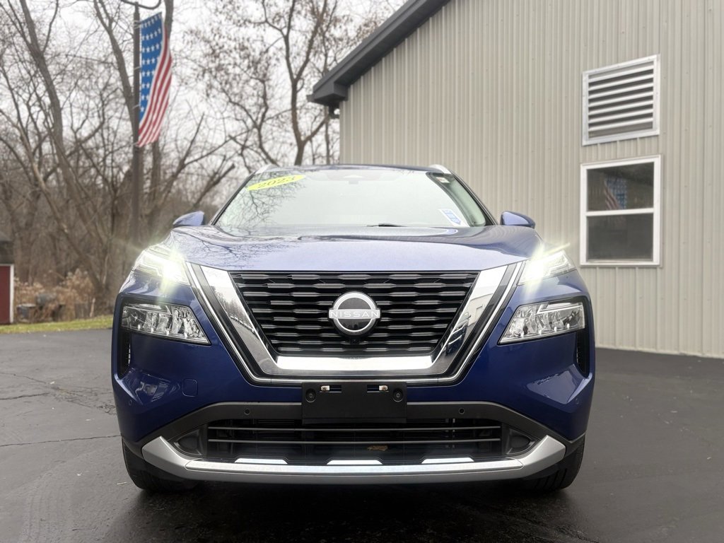 2023 Nissan Rogue Platinum photo 2