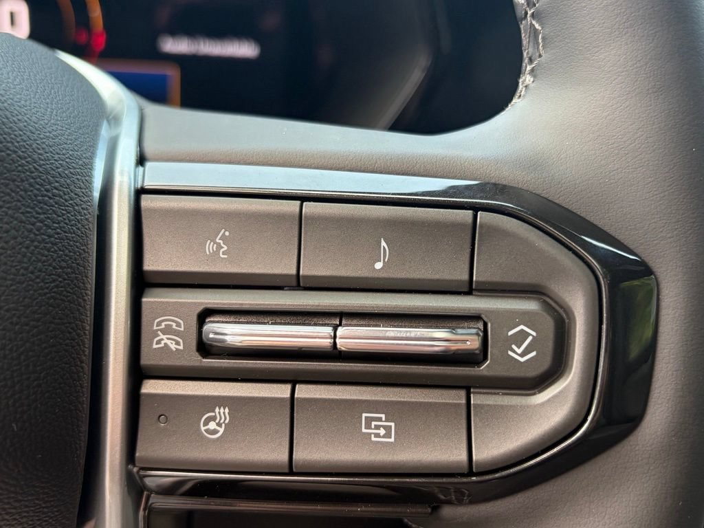 2026 Chevrolet Colorado ZR2 - Photo 38