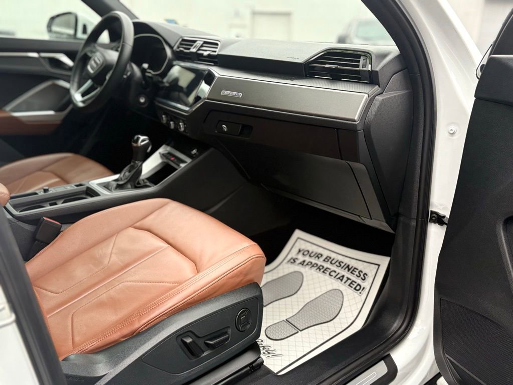 2025 Audi Q3 S Line Premium - Photo 24