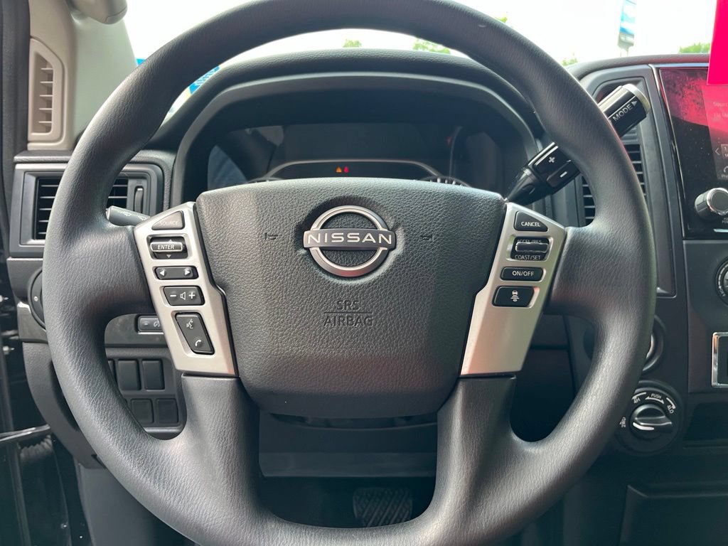 2024 Nissan Titan SV - Photo 18