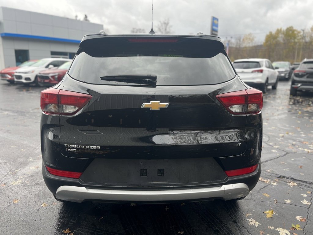2023 Chevrolet Trailblazer LT photo 4