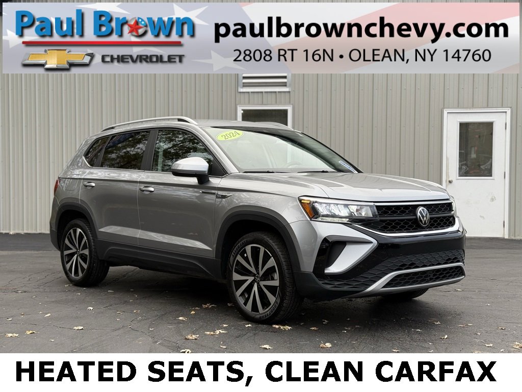 2024 Volkswagen Taos SE's photo