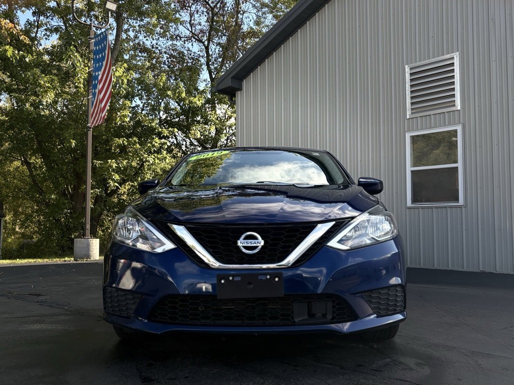 2019 Nissan Sentra S photo 2