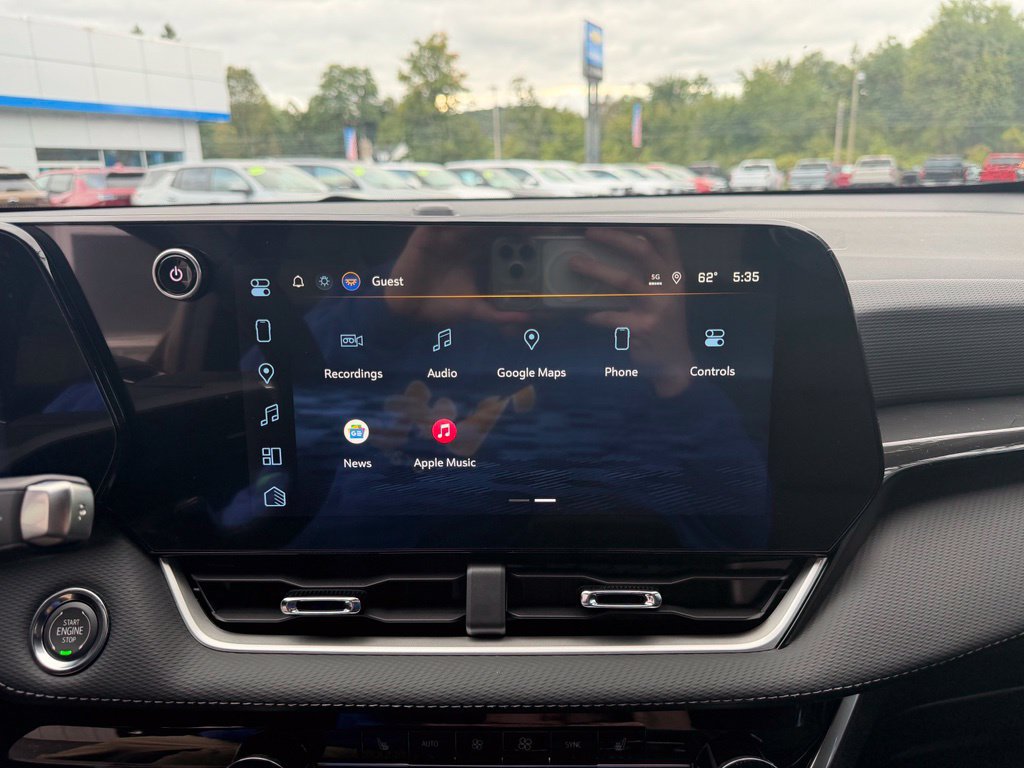 2027 Chevrolet Equinox LT - Photo 23