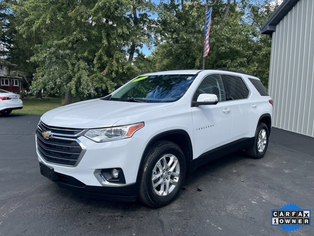 2021 Chevrolet Traverse Cloth photo 3