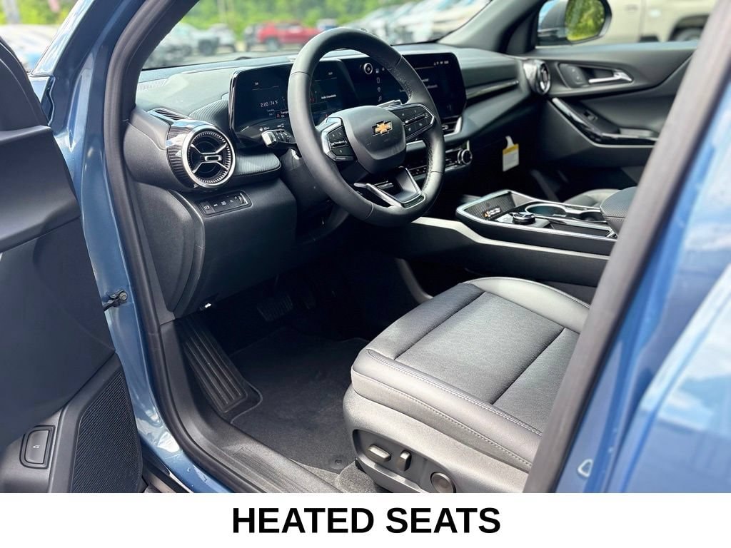 2027 Chevrolet Equinox LT - Photo 7