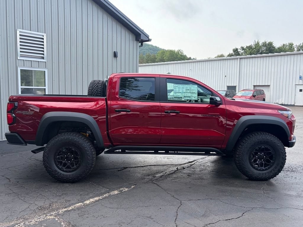 2026 Chevrolet Colorado ZR2 - Photo 24