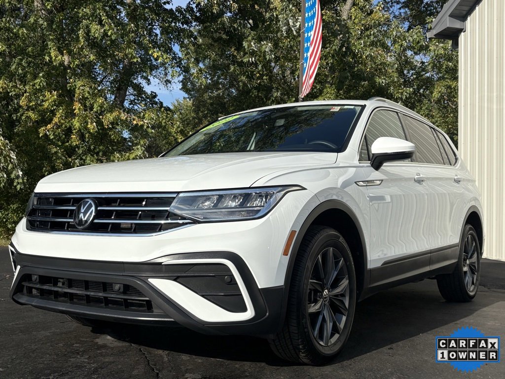 2022 Volkswagen Tiguan SE photo 3