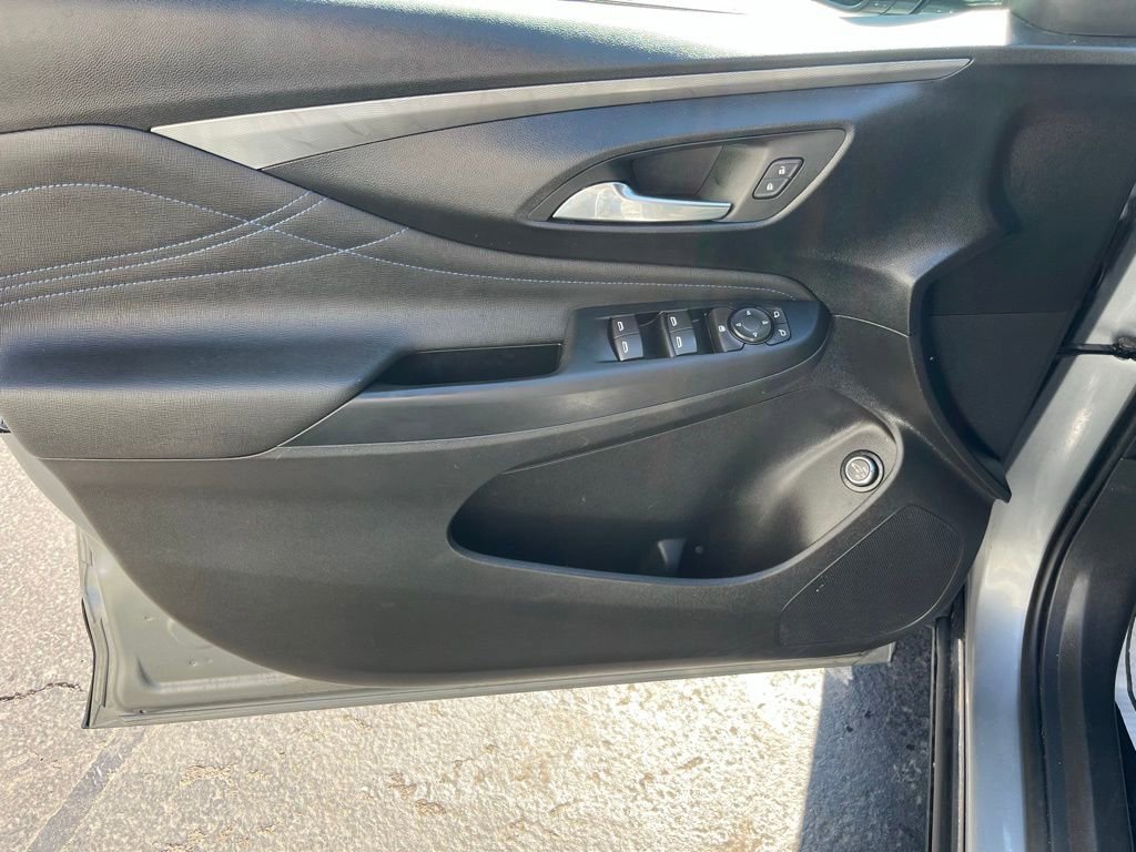 2024 Buick Envista Sport Touring - Photo 30