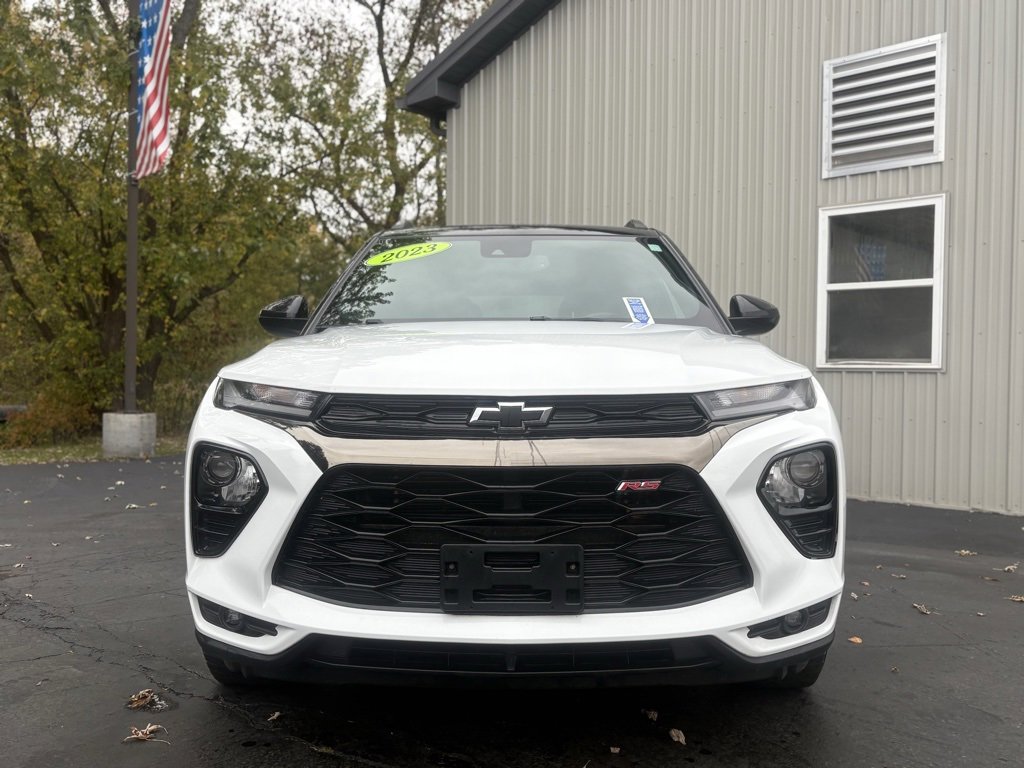 2023 Chevrolet Trailblazer RS photo 2
