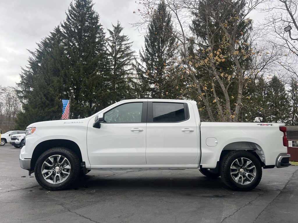 2026 Chevrolet Silverado 1500 LT photo 4