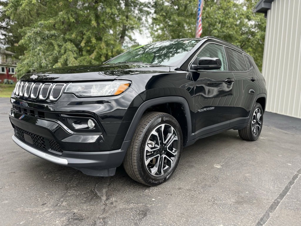 2022 Jeep Compass Limited photo 2