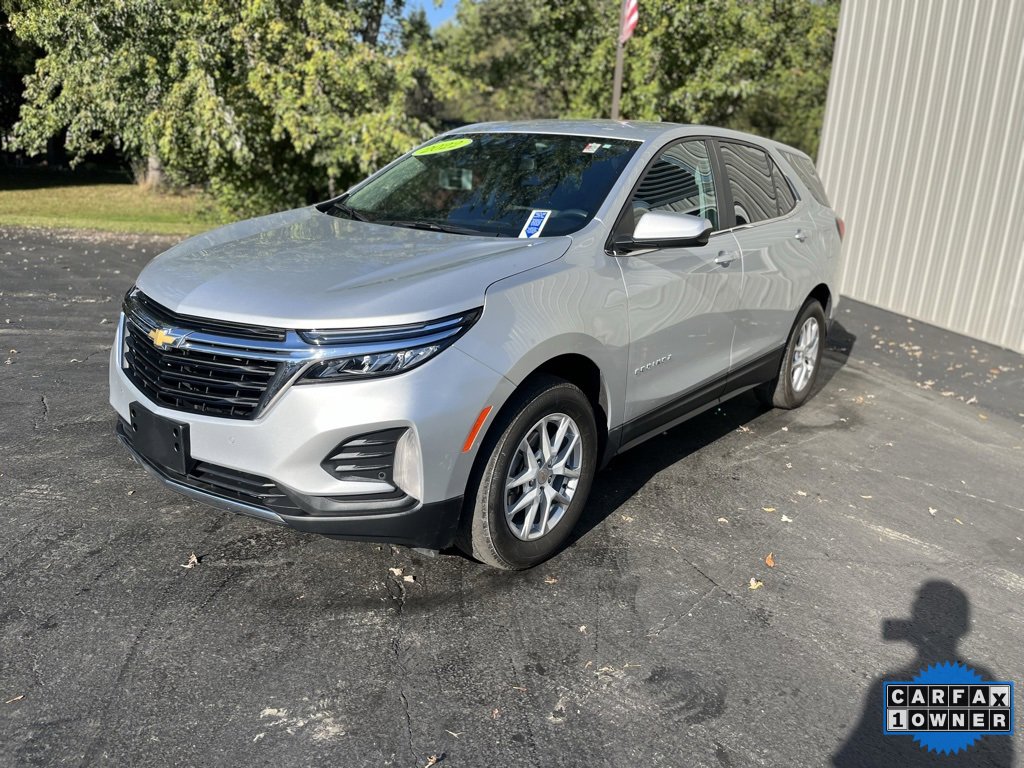 2022 Chevrolet Equinox LT photo 3