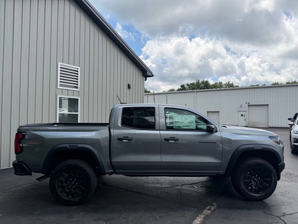 2026 Chevrolet Colorado Trail Boss - Photo 10