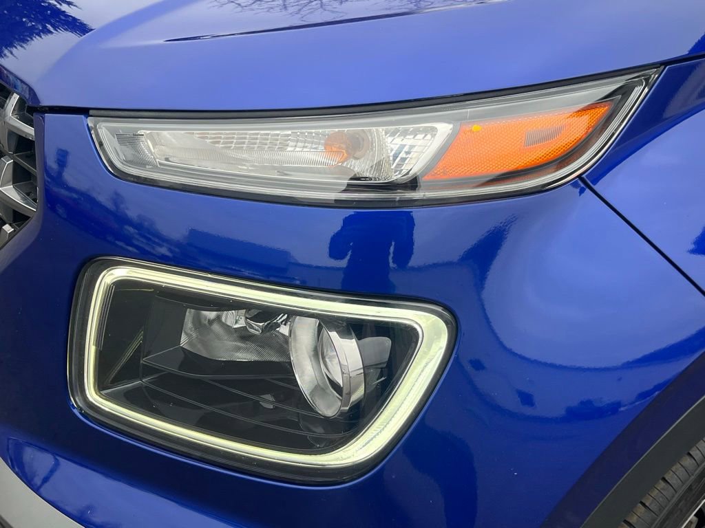 2023 Hyundai Venue Limited - Photo 13